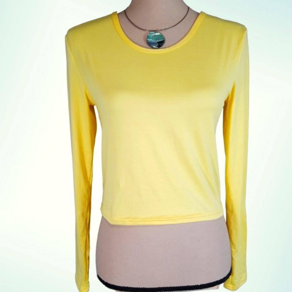 Always Yellow Crop Long Sleeves  Top. M